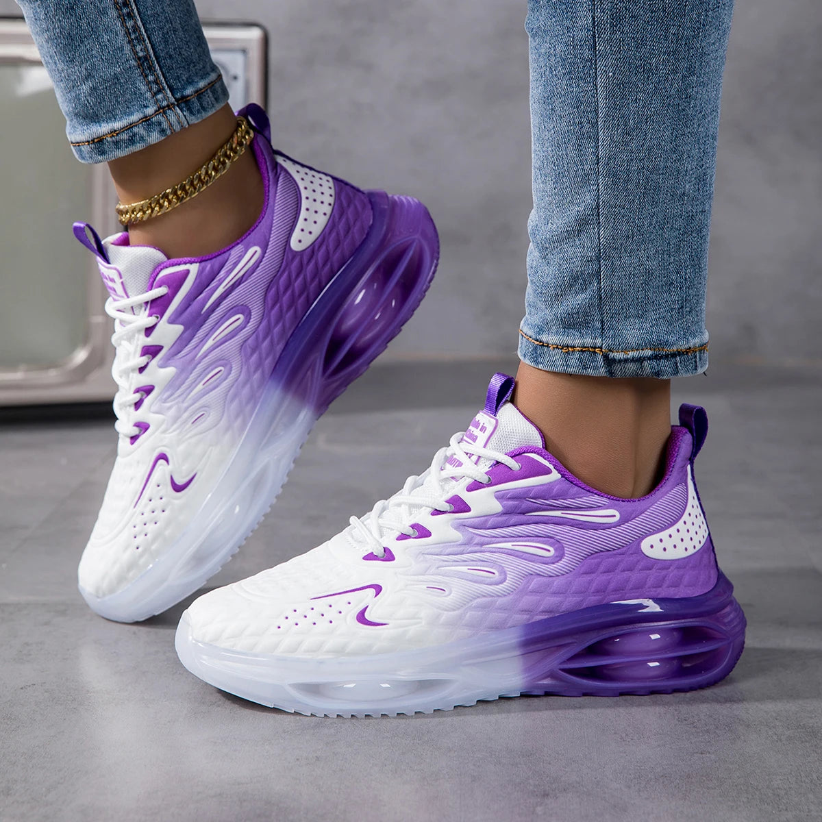Running shoes for men and women, lightweight mesh breathable comfortable flat soft tennis shoes, couple air cushion sports shoes