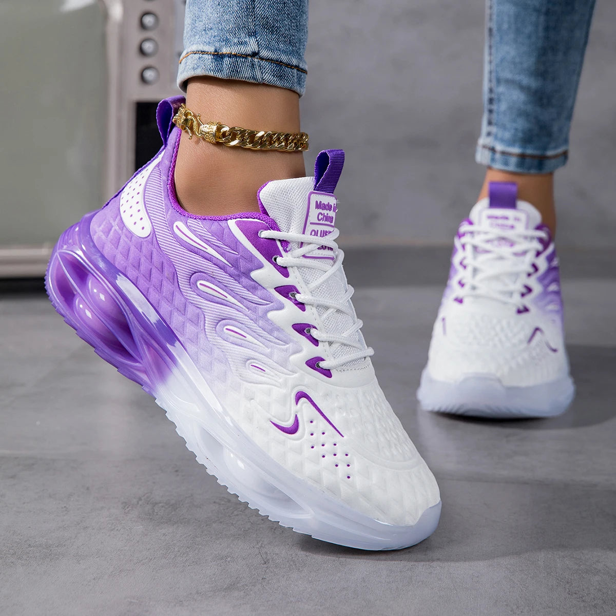 Running shoes for men and women, lightweight mesh breathable comfortable flat soft tennis shoes, couple air cushion sports shoes
